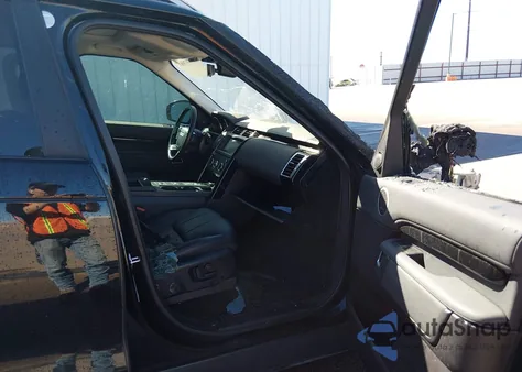 2018 Land Rover Discovery Se from USA, damaged, VIN SALRG2RV8JA060867